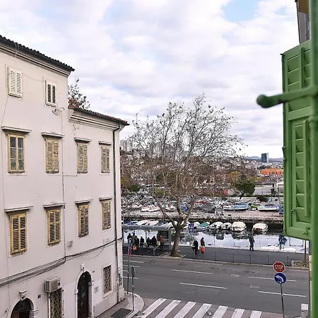 Apartment Opa Gold Rijeka