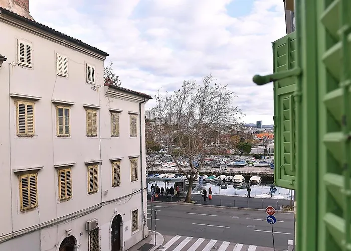 Apartment Opa Gold Rijeka